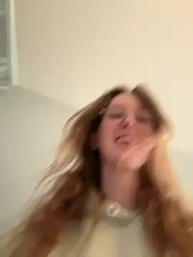 Snapshot of SweetNatalie699 chatting on 10, 4, 2026 SweetNatalie699 online show from 10, 4, 2026