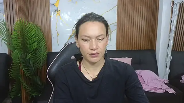 alonddra tay online show from 8, 6, 2026