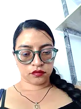 Snapshot of SOFI__10 chatting on 19, 4, 2026 SOFI 10 online show from 19, 4, 2026
