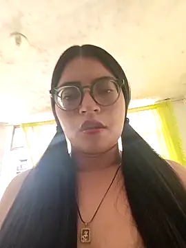 Snapshot of SOFI__10 chatting on 3, 5, 2026 SOFI 10 online show from 3, 5, 2026