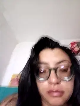 Snapshot of SOFI__10 chatting on 6, 5, 2026 SOFI 10 online show from 6, 5, 2026