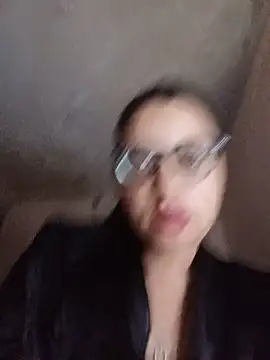 Snapshot of SOFI__10 chatting on 12, 5, 2026 SOFI 10 online show from 12, 5, 2026