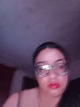Snapshot of SOFI__10 chatting on 14, 5, 2026 SOFI 10 online show from 14, 5, 2026