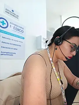 Snapshot of SOFI__10 chatting on 20, 6, 2026 SOFI 10 online show from 20, 6, 2026