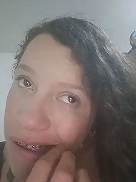angelplu online show from 27, 5, 2026