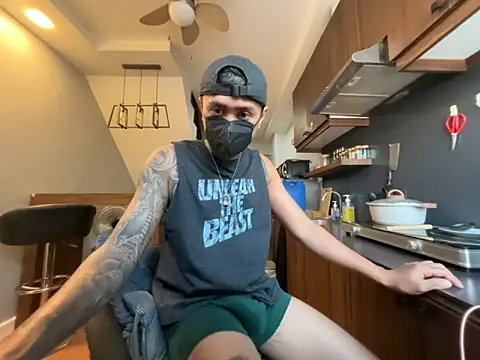 Snapshot of tattoo_hottie chatting on 16, 4, 2026 tattoo hottie online show from 16, 4, 2026