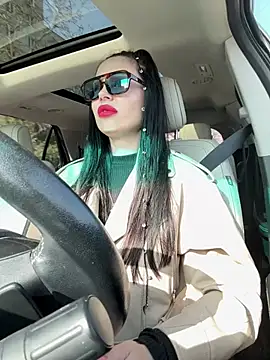 Snapshot of Alenka_ki chatting on 15, 4, 2026 Alenka ki online show from 15, 4, 2026