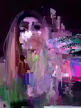 Snapshot of BettyBadNews chatting on 13, 4, 2026 BettyBadNews online show from 13, 4, 2026