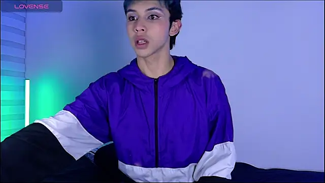 Snapshot of Apolo_Prince1 chatting on 2, 8, 2026 Apolo Prince1 online show from 2, 8, 2026