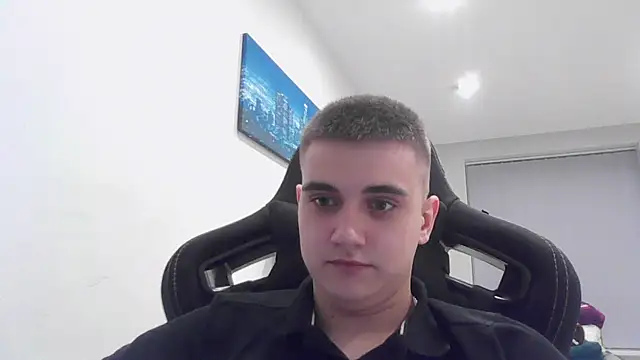 Snapshot of WARDEN_w chatting on 16, 4, 2026 WARDEN w online show from 16, 4, 2026