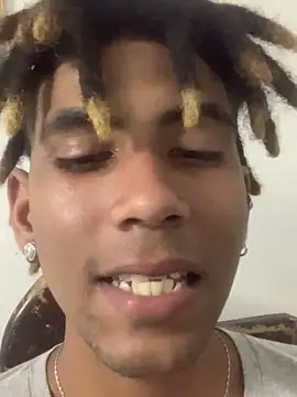 Snapshot of BABYCREAM_ chatting on 12, 4, 2026 BABYCREAM online show from 12, 4, 2026