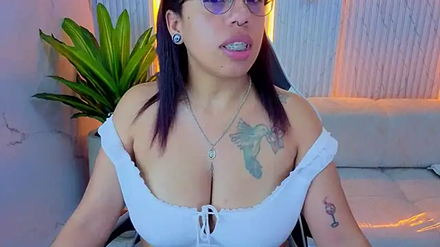 Snapshot of valerytp chatting on 14, 4, 2026 valerytp online show from 14, 4, 2026