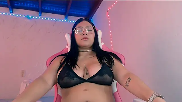 Juana Olarte08 online show from 16, 4, 2026