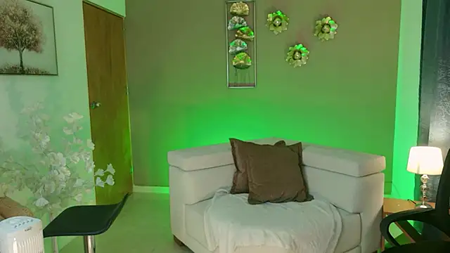 MaraVelvett online show from 17, 4, 2026