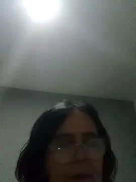 Snapshot of PienCanela chatting on 28, 4, 2026 PienCanela online show from 28, 4, 2026