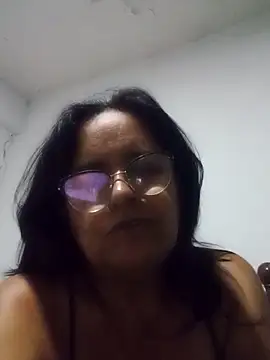 Snapshot of PienCanela chatting on 10, 5, 2026 PienCanela online show from 10, 5, 2026