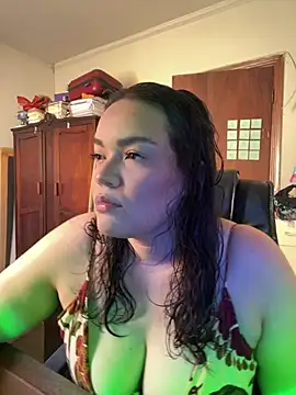 dayanestephany1 online show from 19, 4, 2026