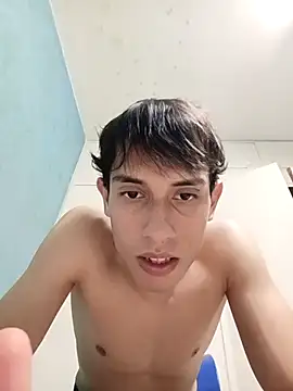 Snapshot of BlashHunterX chatting on 13, 4, 2026 BlashHunterX online show from 13, 4, 2026