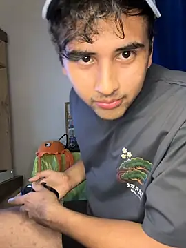 Snapshot of AdrianEmpire chatting on 14, 4, 2026 AdrianEmpire online show from 14, 4, 2026