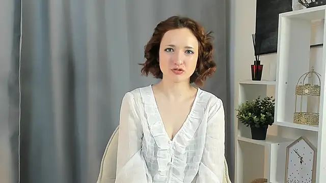 EvieEacho online show from 12, 4, 2026