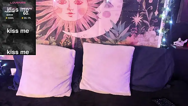 LaxiViolet online show from 5, 8, 2026