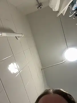 Missophiexox online show from 12, 4, 2026