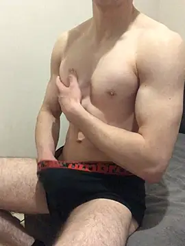 Snapshot of maxence_096 chatting on 15, 4, 2026 maxence 096 online show from 15, 4, 2026