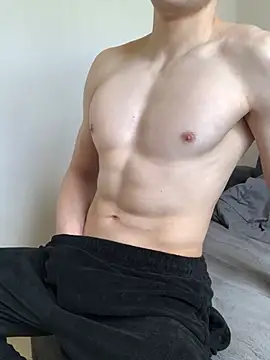 Snapshot of maxence_096 chatting on 15, 4, 2026 maxence 096 online show from 15, 4, 2026