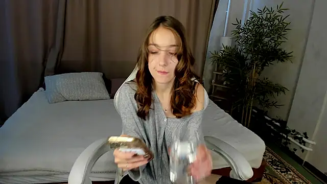 Snapshot of alis_tauber chatting on 20, 6, 2026 alis tauber online show from 20, 6, 2026