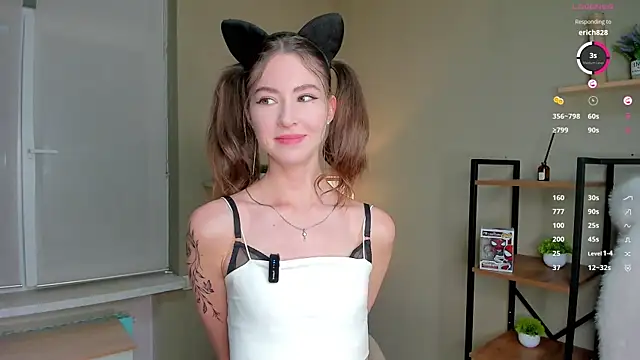 Peaches Peaches online show from 28, 5, 2026