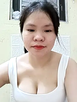 Seraphinahh online show from 28, 4, 2026