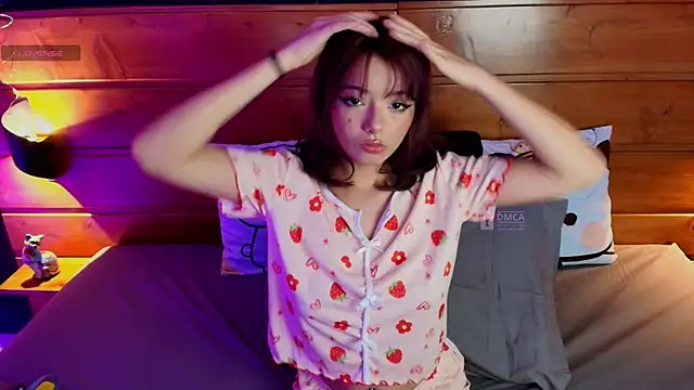 lily reeds online show from 4, 7, 2026