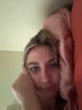 prettykitttty online show from 21, 4, 2026