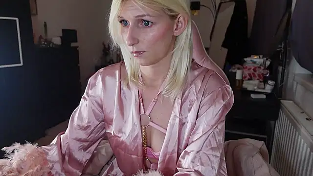 barbiplaymate online show from 18, 1, 2026