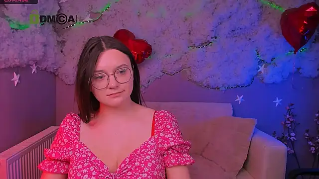Snapshot of nymira chatting on 14, 7, 2026 nymira online show from 14, 7, 2026