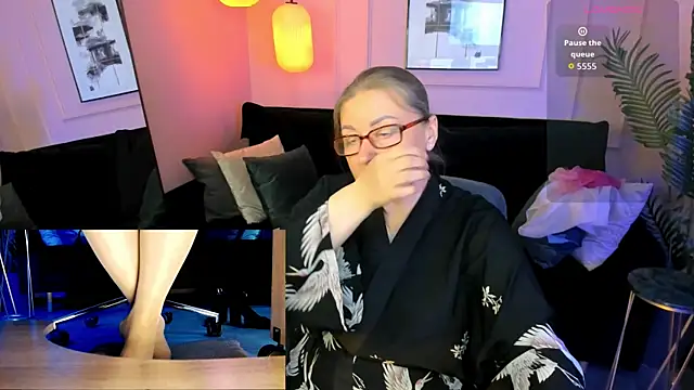 Alexandra Kind online show from 13, 6, 2026