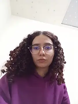 Aura Phone online show from 3, 6, 2026