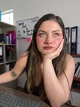 Snapshot of juanitablue chatting on 1, 7, 2026 juanitablue online show from 1, 7, 2026