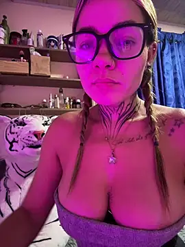 Violeta queen1 online show from 25, 6, 2026