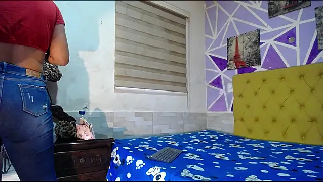 Hellen maya online show from 27, 4, 2026