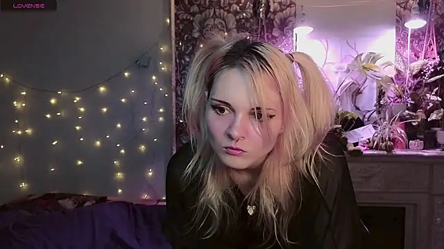 DoubleBubble  online show from 4, 8, 2026