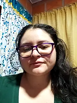 DarkCherry20  online show from 17, 4, 2026