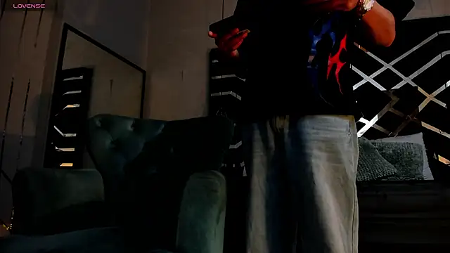 Snapshot of JayTaylorr chatting on 7, 7, 2026 JayTaylorr online show from 7, 7, 2026