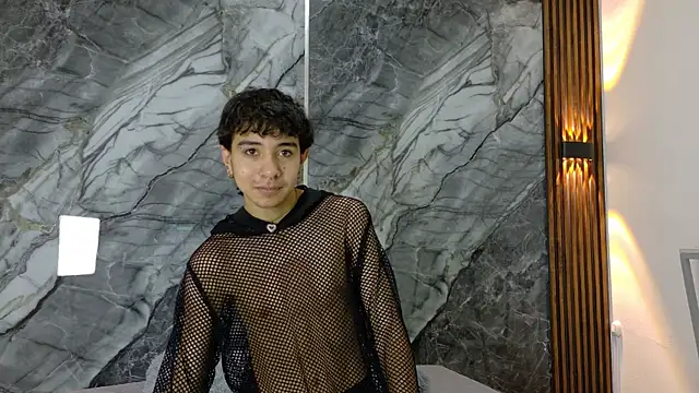 NoahWalker   online show from 27, 4, 2026