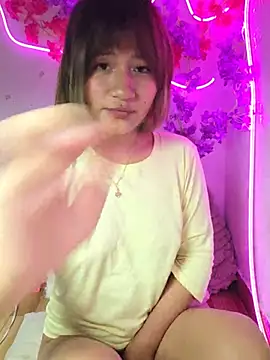 LunaaMarshmallow online show from 18, 7, 2026