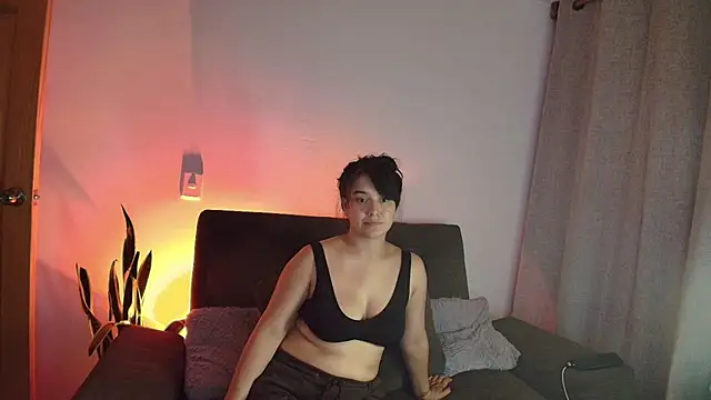 Alyssa and DAngelo online show from 9, 6, 2026
