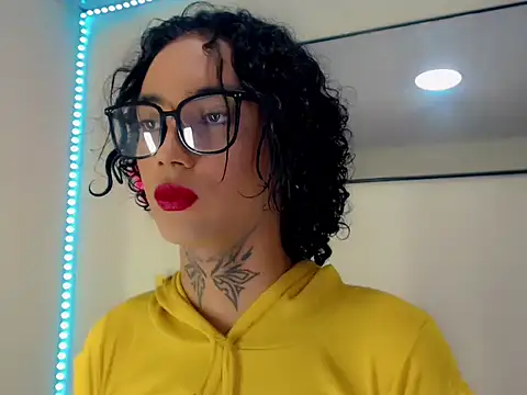 Snapshot of Darianna_A chatting on 24, 4, 2026 Darianna A online show from 24, 4, 2026