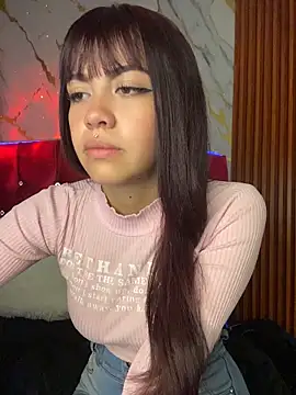 kira ec online show from 20, 5, 2026