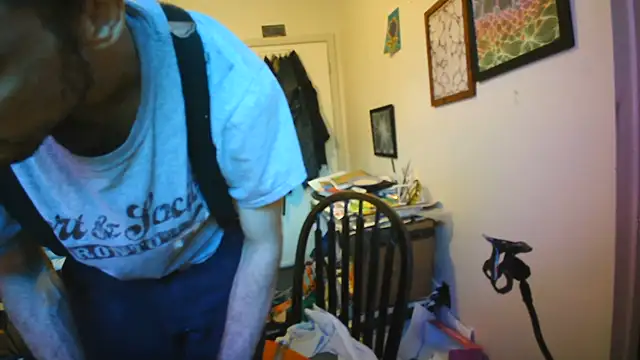 JohnnyMoves online show from 4, 7, 2026