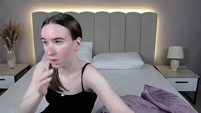 MarliinNova online show from 2, 7, 2026